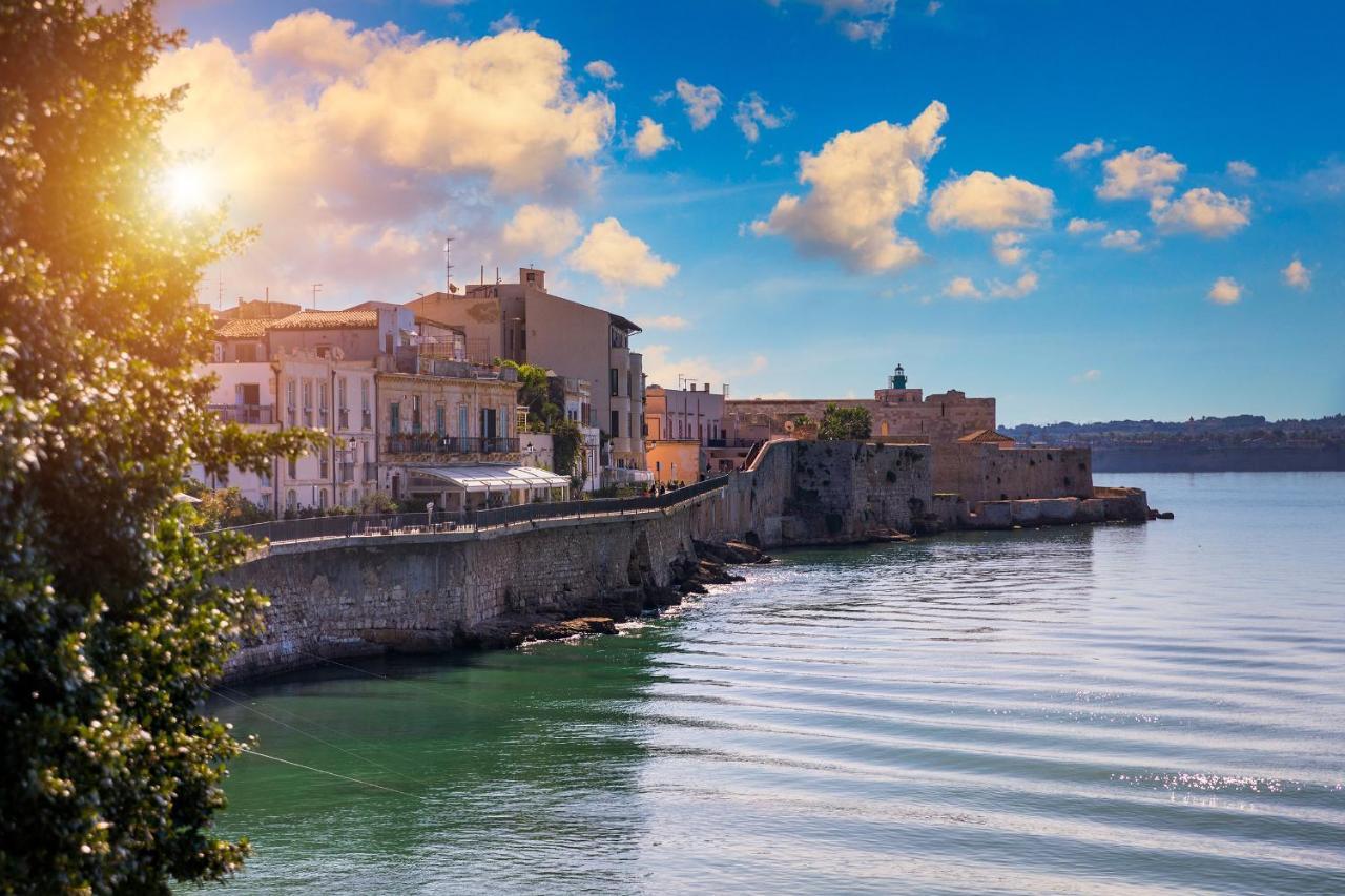Fortune House - Apartment Ortigia Wifi Сиракузы Экстерьер фото
